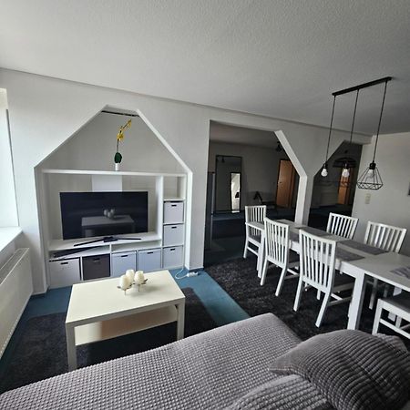6 Bedroom Private Apartment & Lounge Rostock Extérieur photo